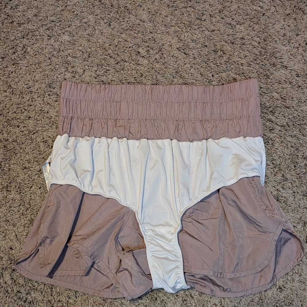 FP Movement Running Shorts - Picture 14 of 15